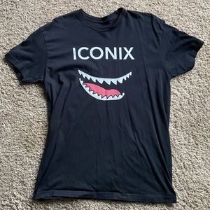 Men’s Iconix Tee Size Large